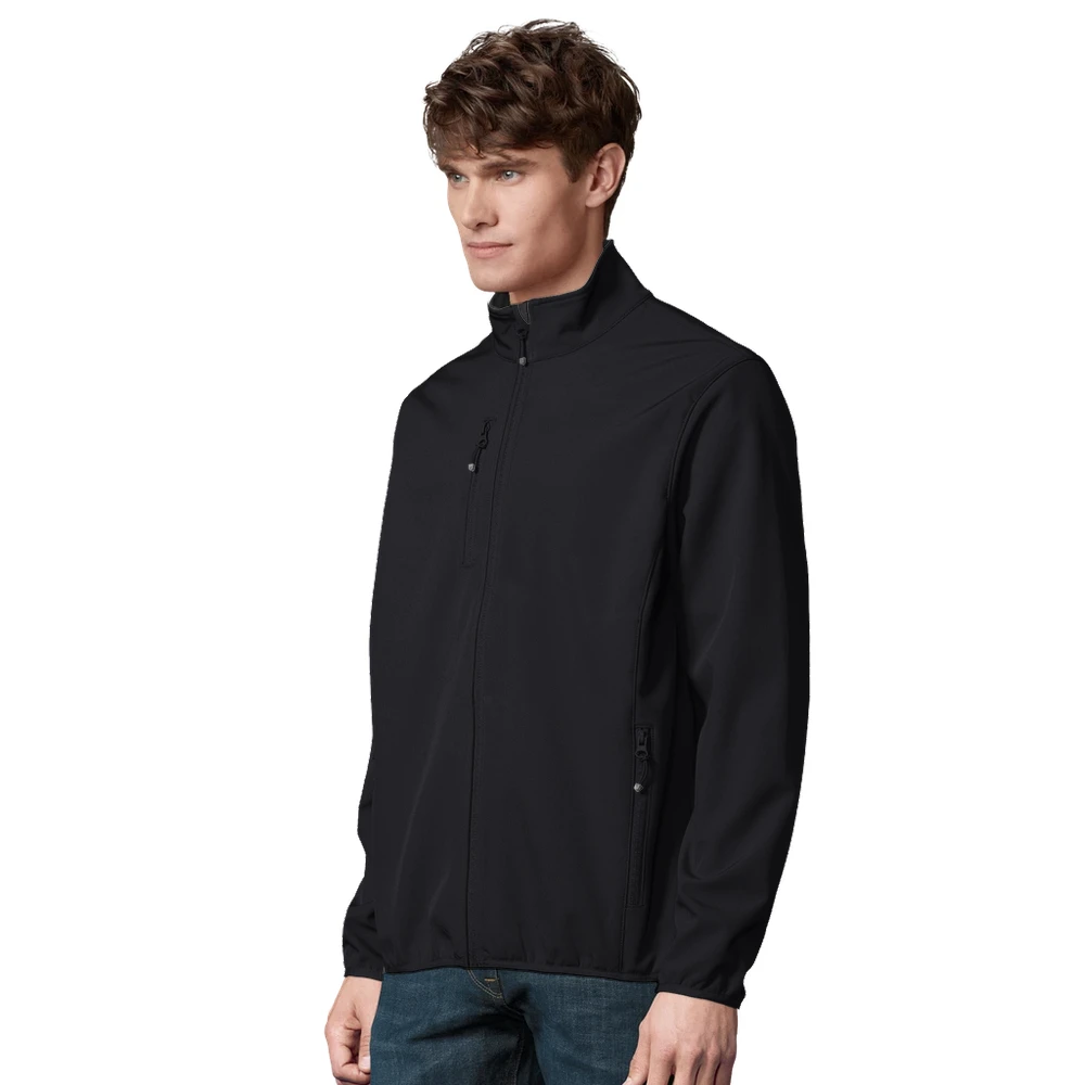 NORE Softshell Jakke i sort – på model